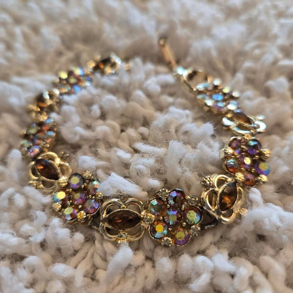 Vintage Floral Rhinestone Link Bracelt Gold Tone - Picture 7 of 7